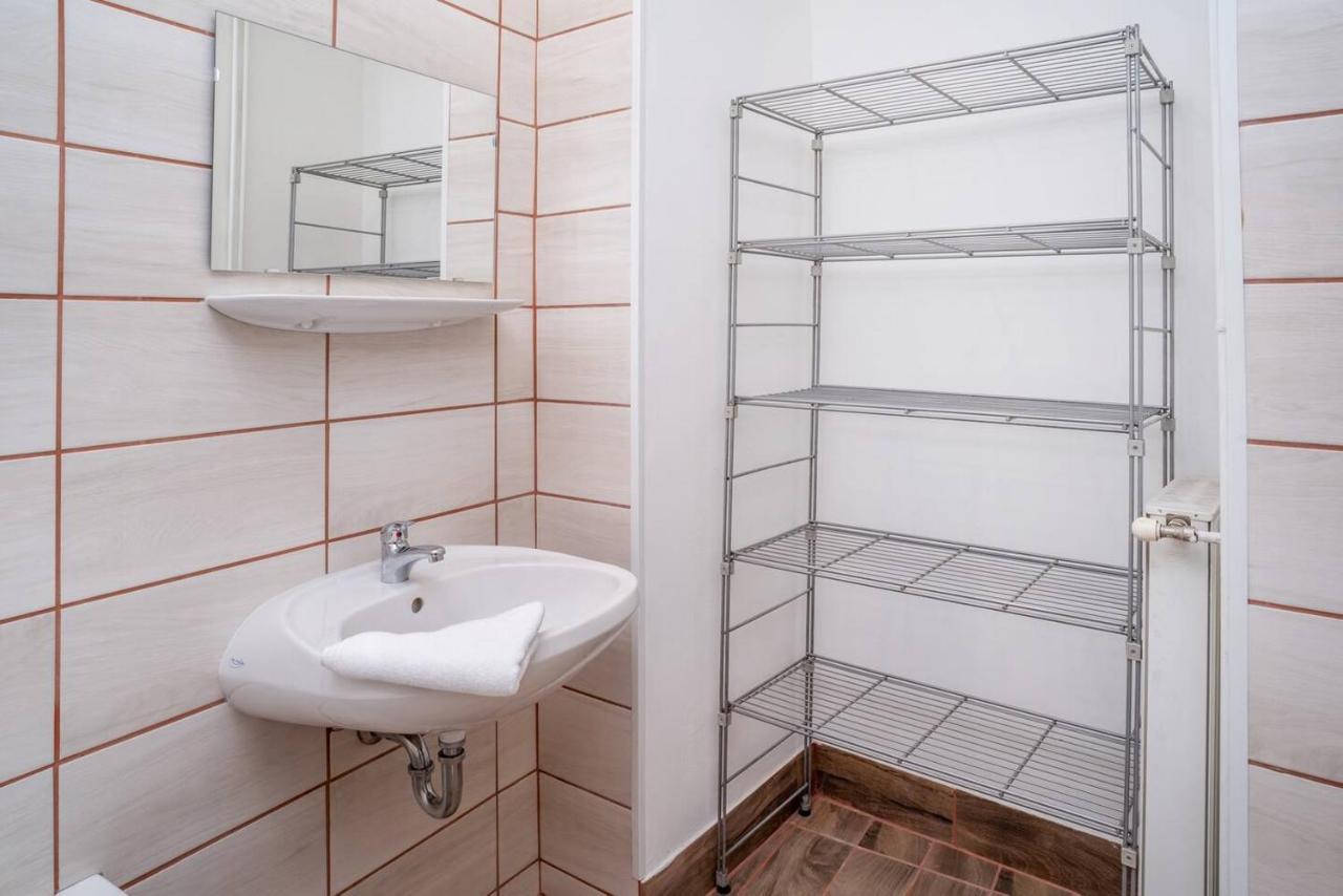 Central And Large Ac Home Away From Home Budapeşte Dış mekan fotoğraf