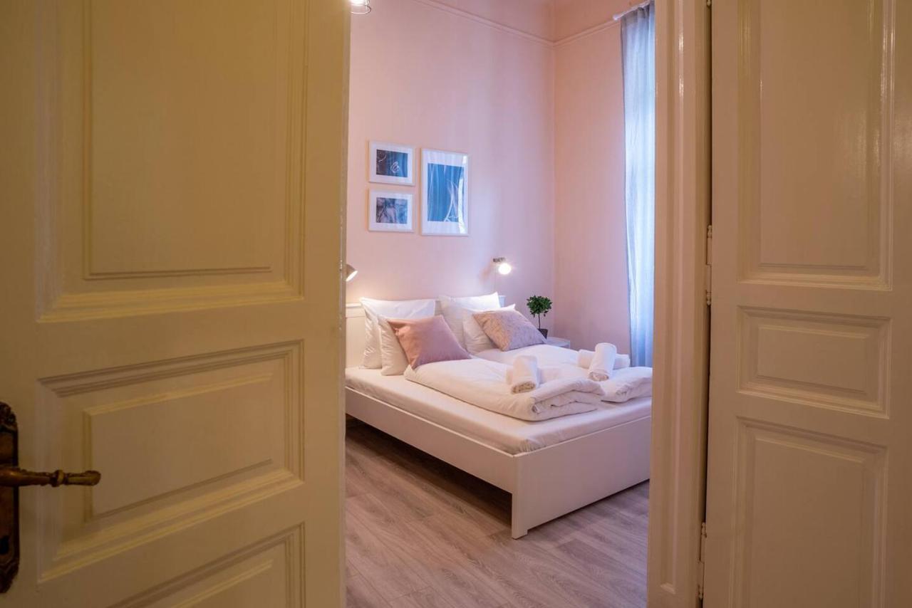 Central And Large Ac Home Away From Home Budapeşte Dış mekan fotoğraf